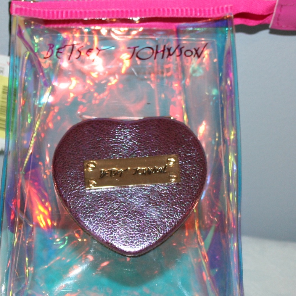 BETSEY JOHNSON "PURPLE HEART"  COMPACT MIRROR